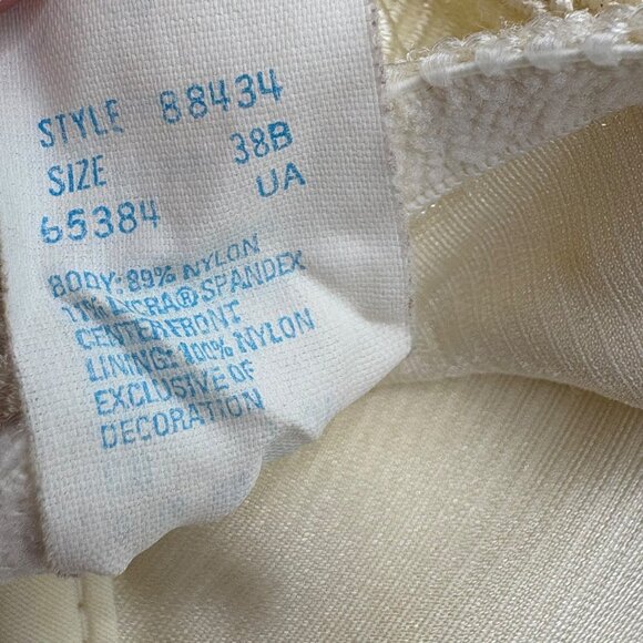 Vintage Von Raalte 38B Bra Beige Nylon/Spandex Lingerie Style 88434 - Picture 5 of 5